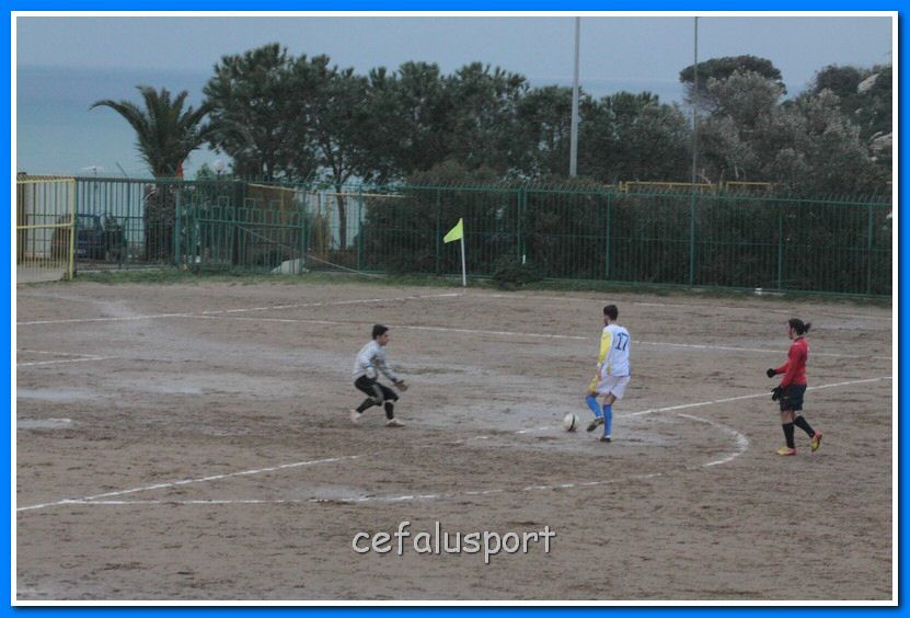 130126 Equipe 235_tn.jpg